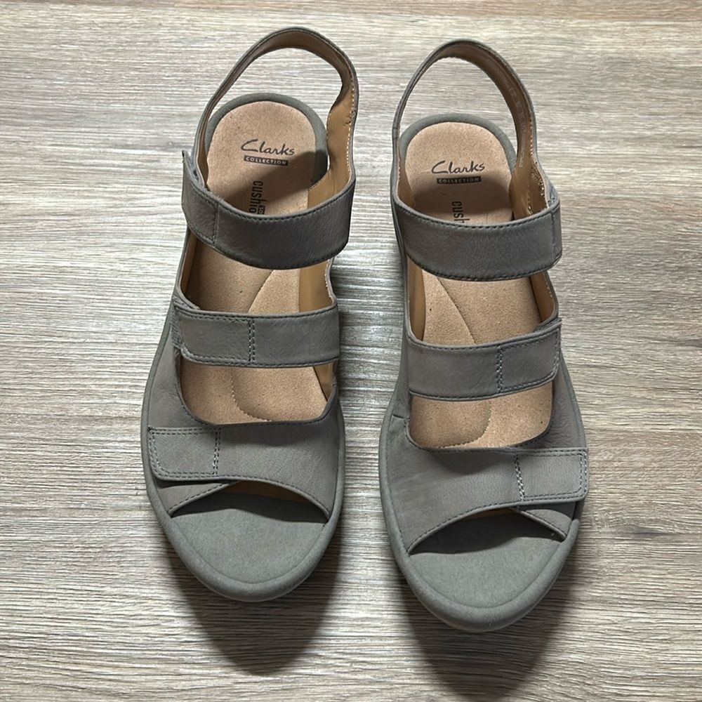 CLARKS Collection Soft Cushion Reedly Juno Wedge Heel